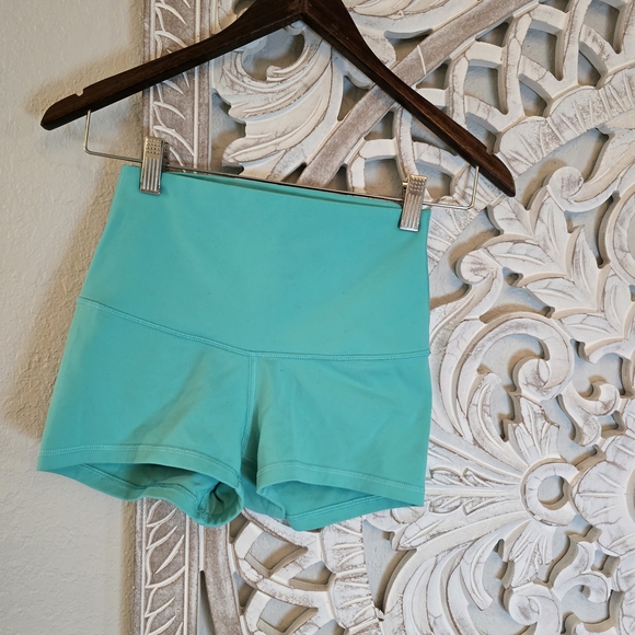 lululemon athletica Women's Athletic Shorts Align 4"- Purple and Teal Size 4 - Picture 2 of 8